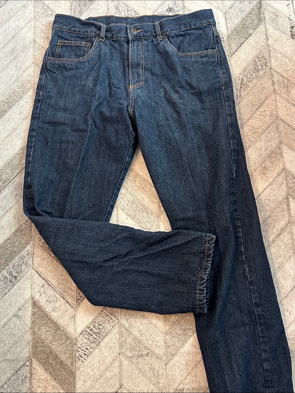 Classic Men's Dark Blue Flannel Lined Jeans 34x32